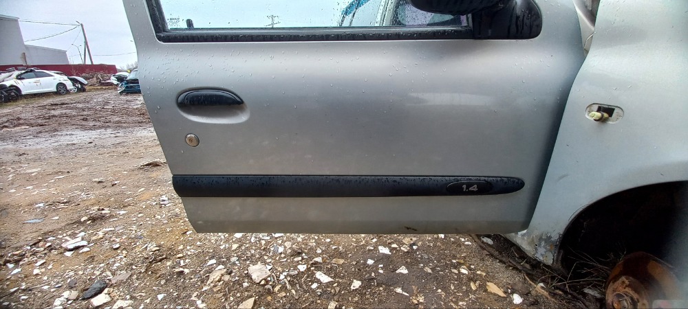 Дверь Renault symbol 2004 au14