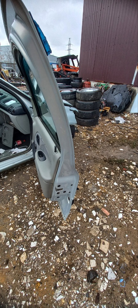 Дверь Renault symbol 2004 au14