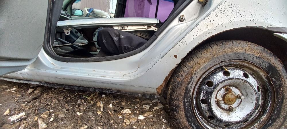 Крыло четверть Renault symbol 2004 au14