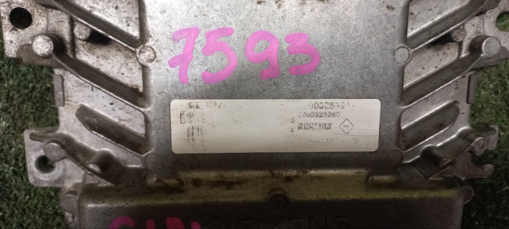 Блок управления двигателем (ЭБУ) Renault symbol 2004 au14