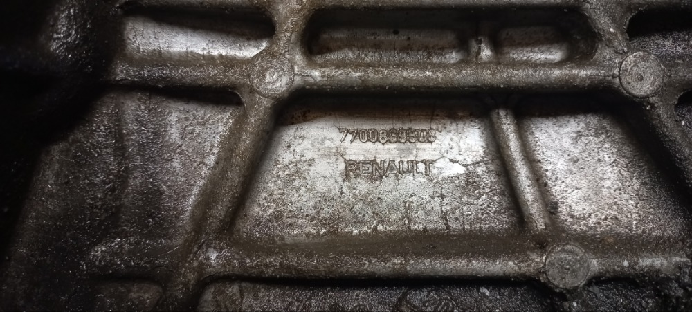 Кожух ГРМ Renault symbol 2004 au14