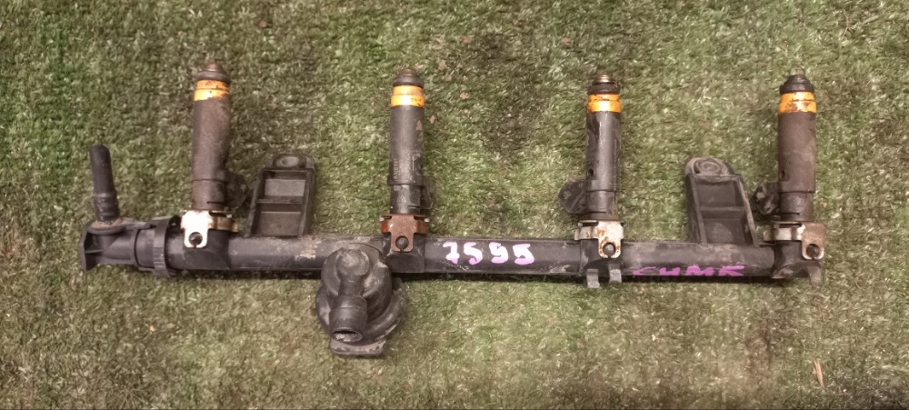 Топливная форсунка Renault symbol 2004 au14