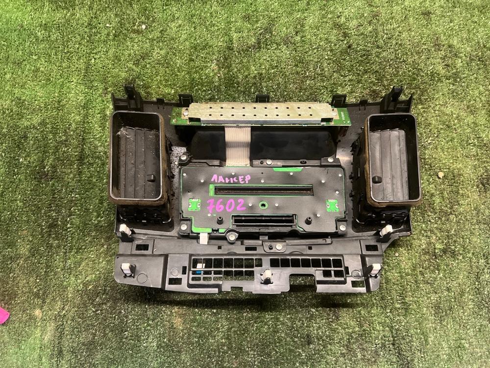 Блок управления магнитолой Mitsubishi Lancer 2008 X