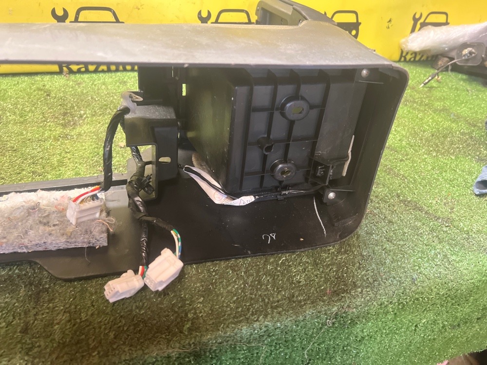 Подлокотник Mitsubishi Lancer 2008 X