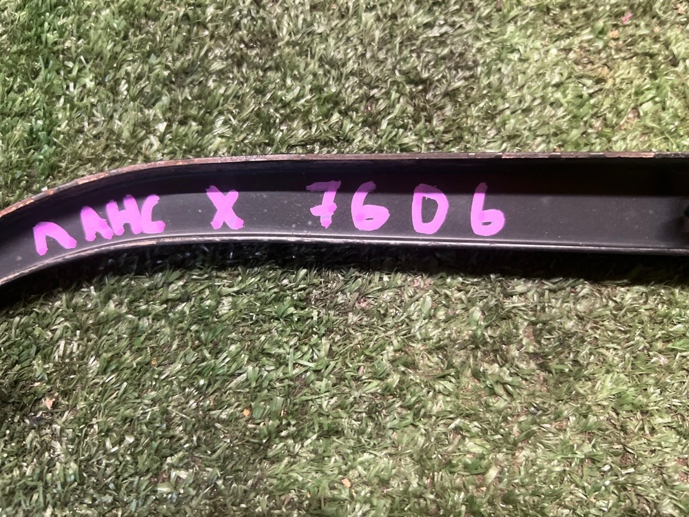 Поводок дворников Mitsubishi Lancer 2008 X