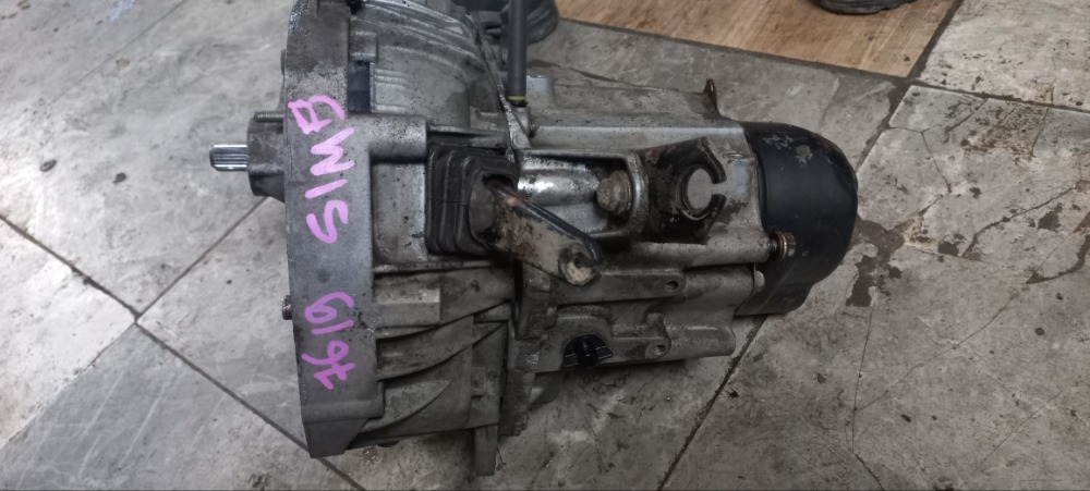 Коробка МКПП Renault symbol 2004 au14