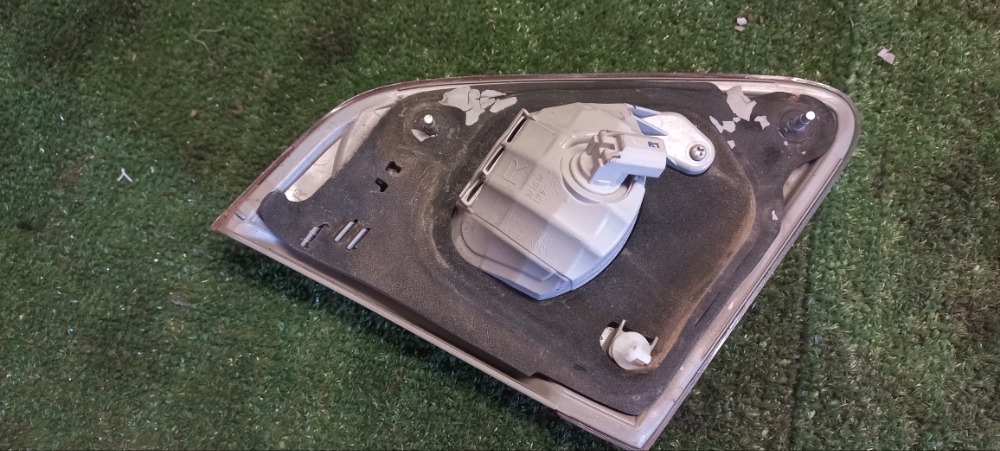 Фонарь Toyota Corolla 2011 E 151