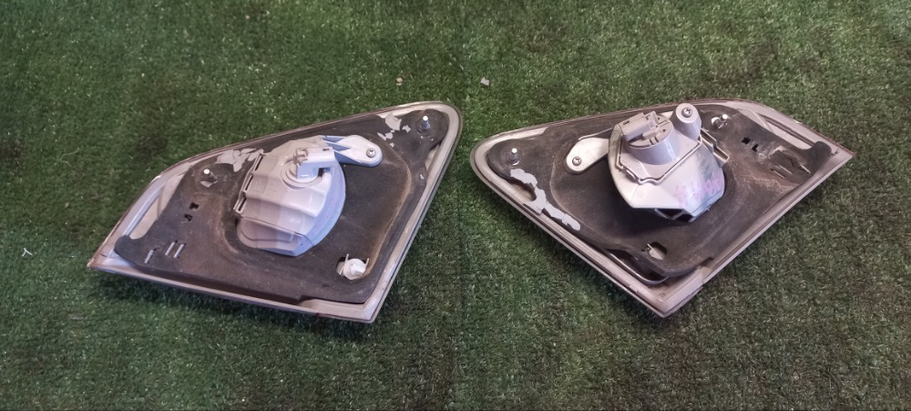 Фонарь Toyota Corolla 2011 E 151