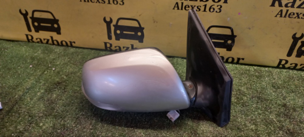 Зеркало боковое Toyota Corolla 2011 E 151