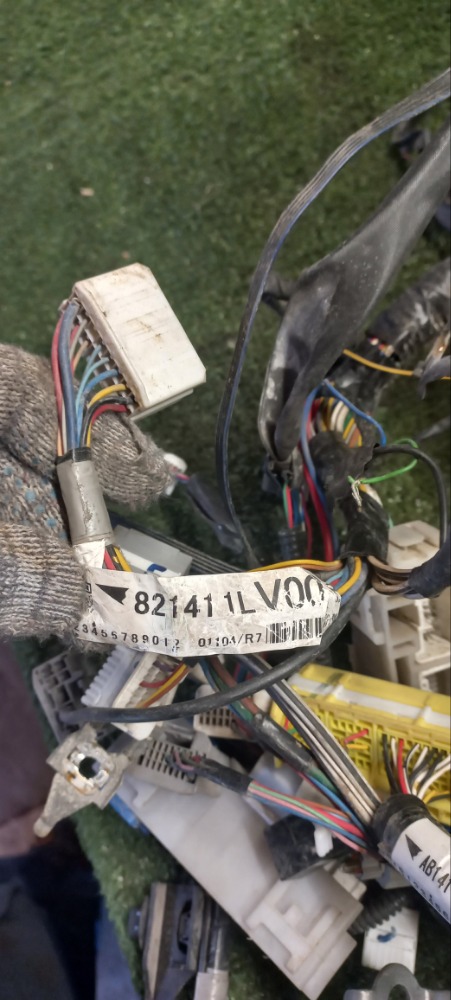 Проводка салона Toyota Corolla 2011 E 151