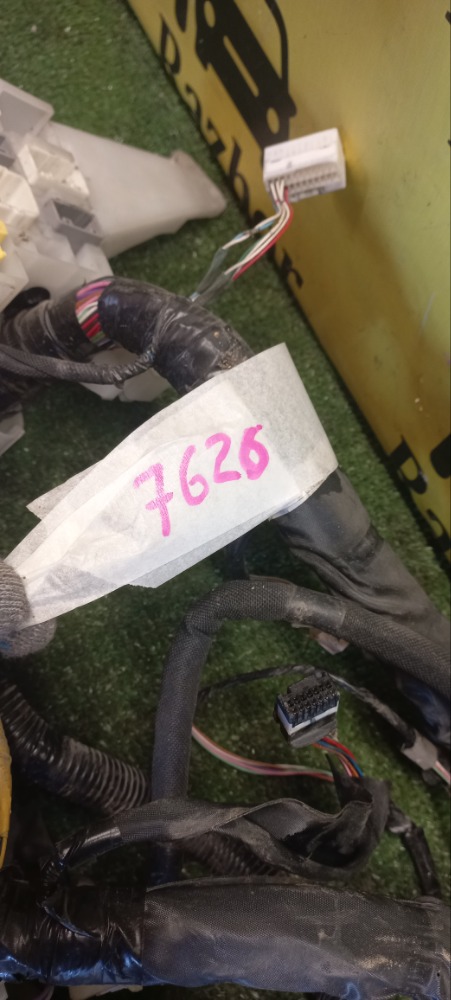 Проводка салона Toyota Corolla 2011 E 151