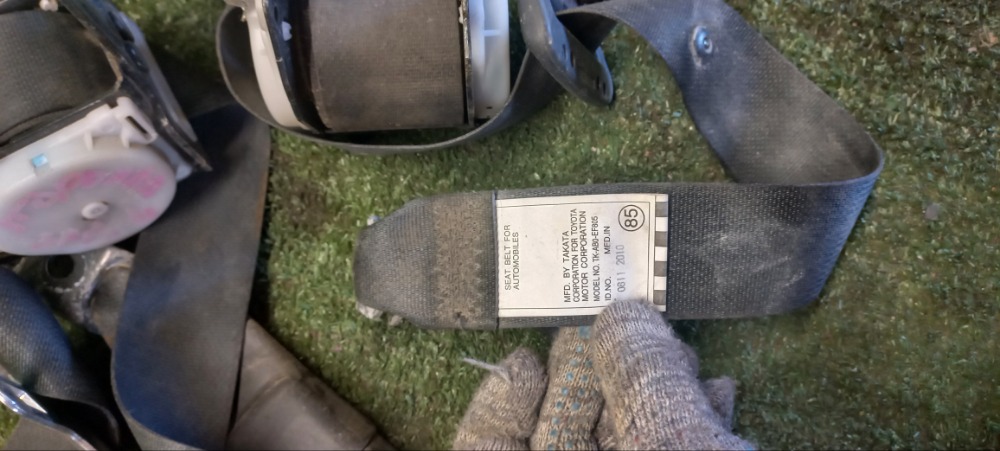 Ремень безопасности Toyota Corolla 2011 E 151