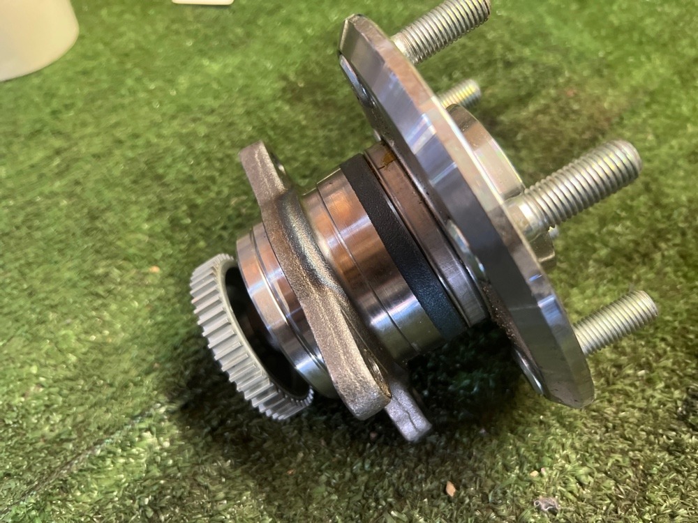 Задняя ступица в сборе Hyundai Sonata