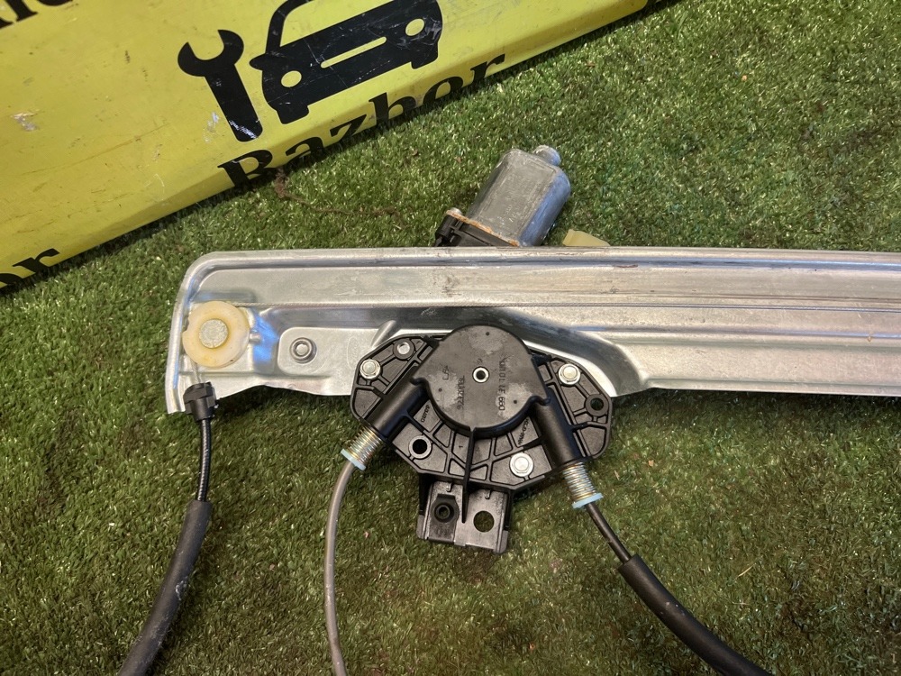 Стеклоподъемник Ford KUGA 2013 C512