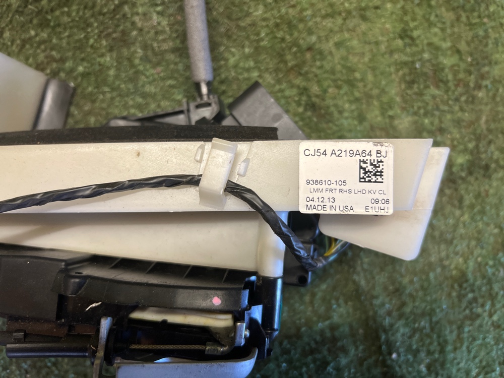 Замок двери Ford KUGA 2013 C512