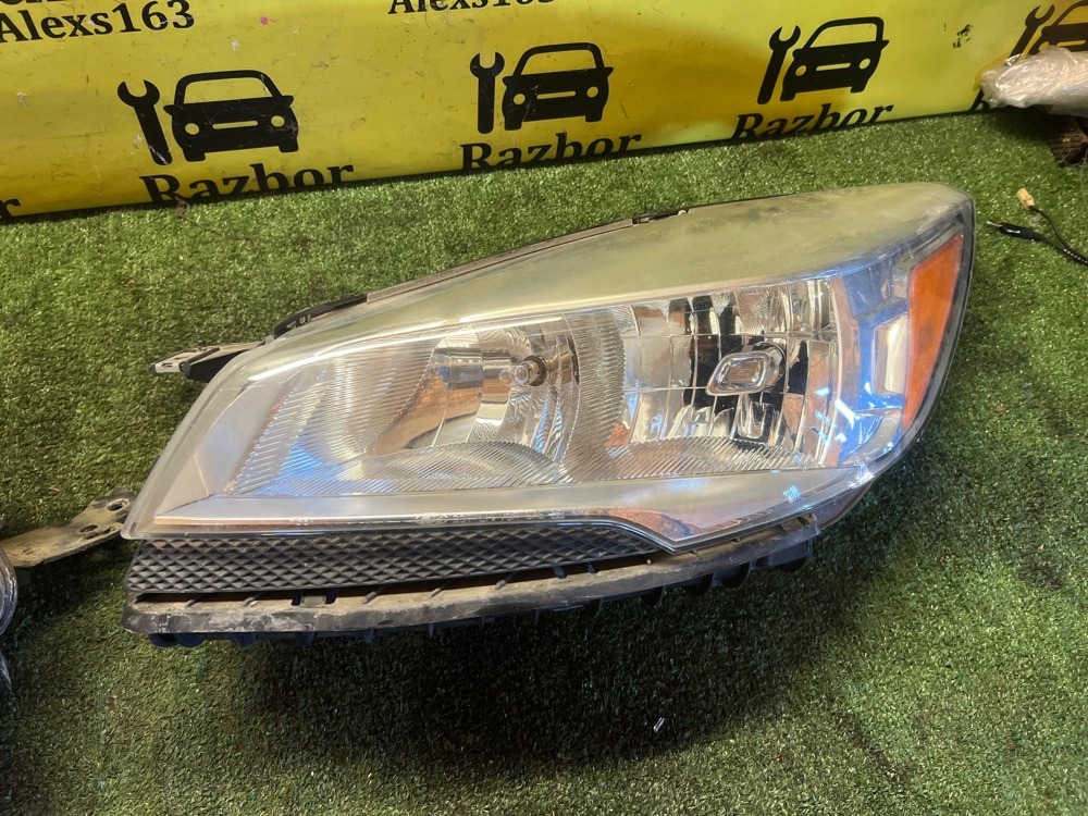 Фара Ford KUGA 2013 C512
