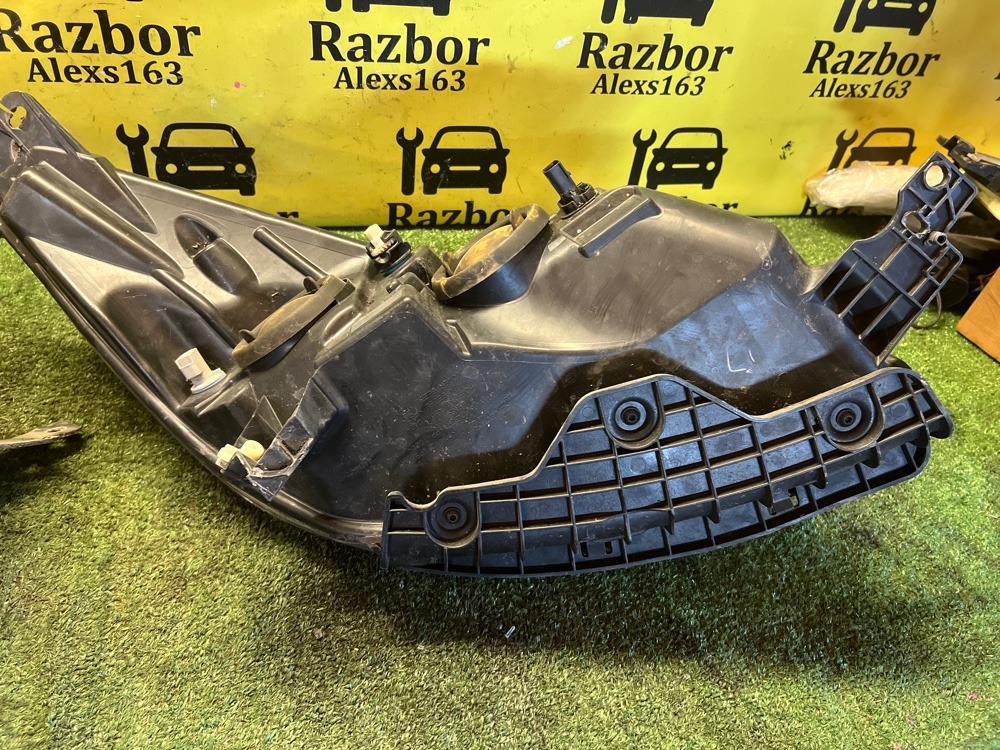 Фара Ford KUGA 2013 C512