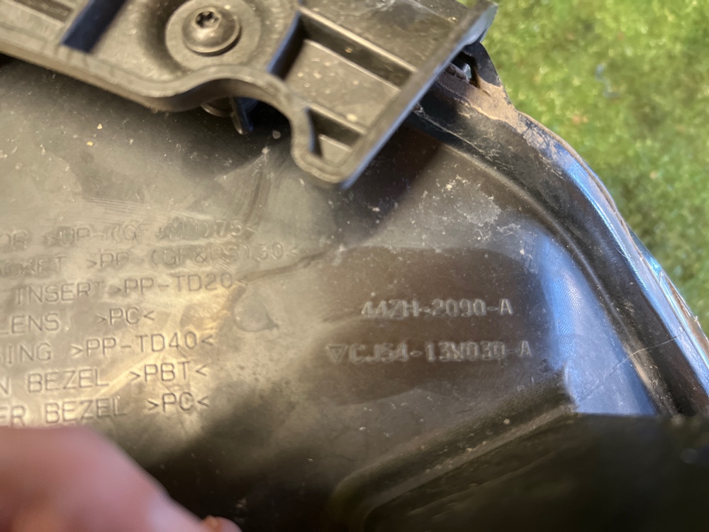 Фара Ford KUGA 2013 C512