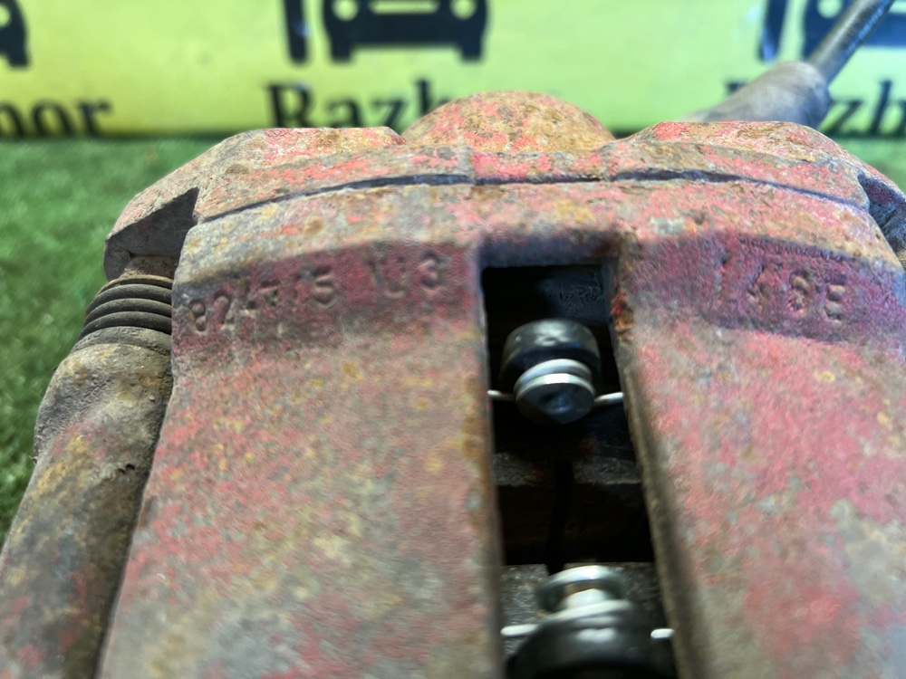 Суппорт Renault symbol 2004 седан