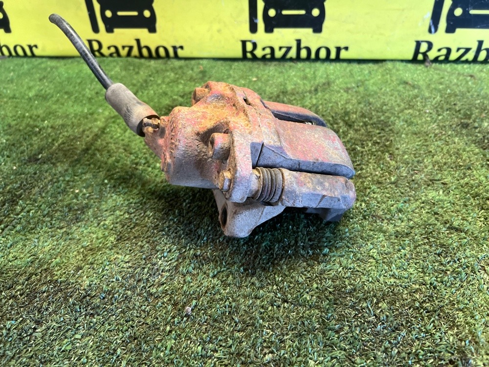 Суппорт Renault symbol 2004 седан