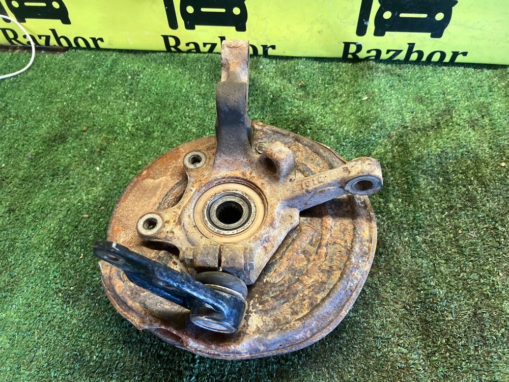 Поворотный кулак Renault symbol 2004 седан