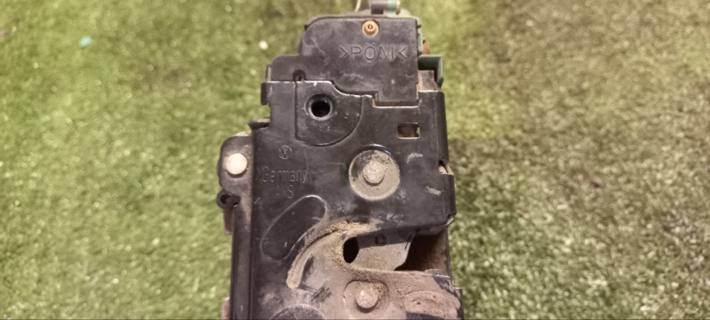 Замок двери Skoda Octavia Tour 2008 A4