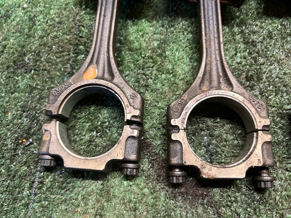 Поршень с шатуном VOLKSWAGEN Polo 2014