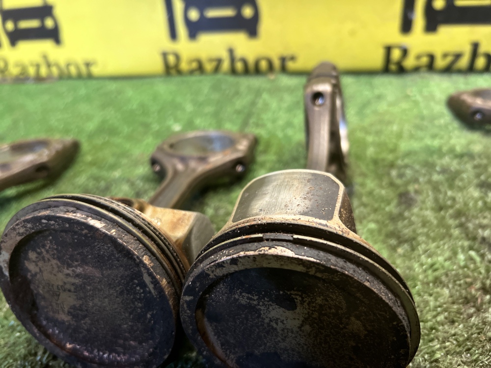 Поршень с шатуном VOLKSWAGEN Polo 2014