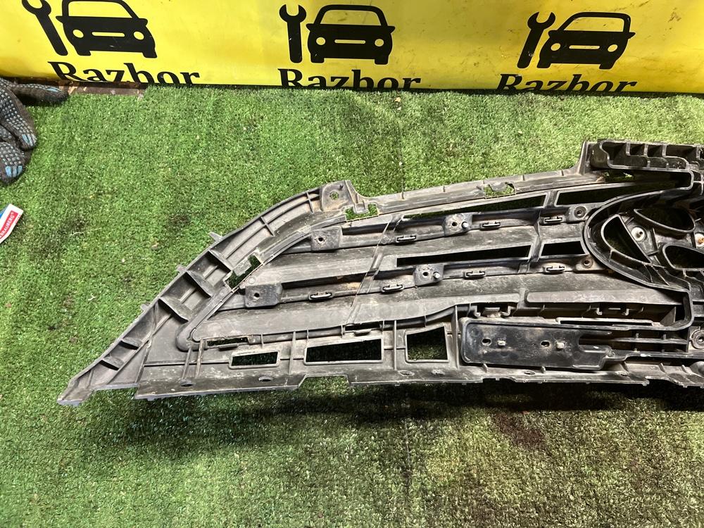 Решетка радиатора Hyundai Solaris 2016 1