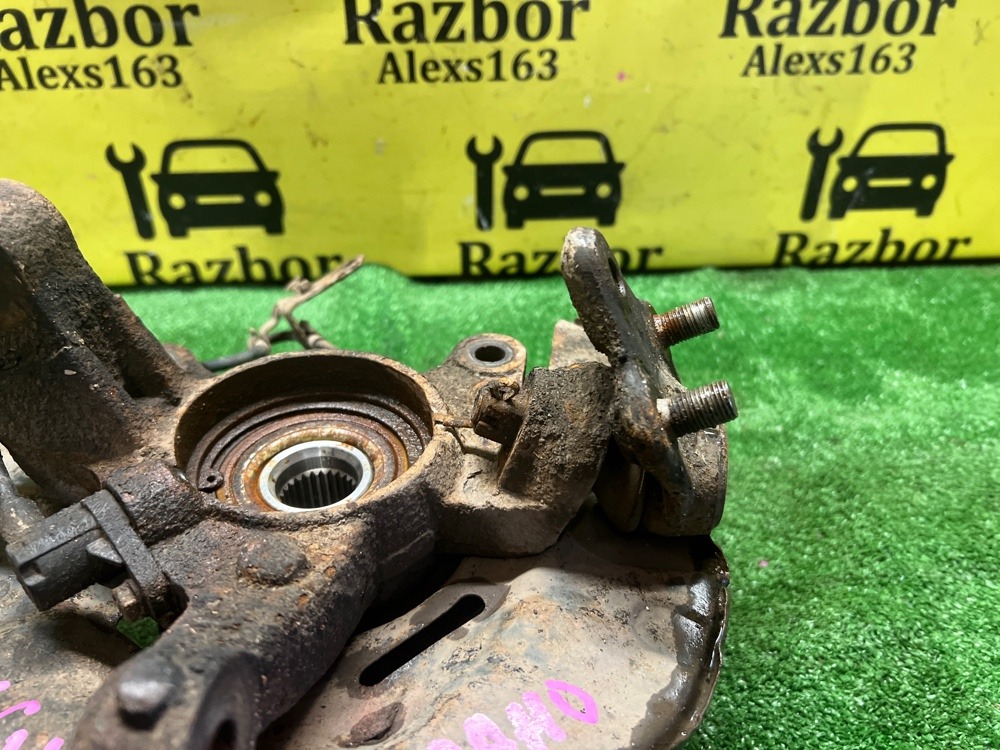 Поворотный кулак Lifan Solano 2011 620