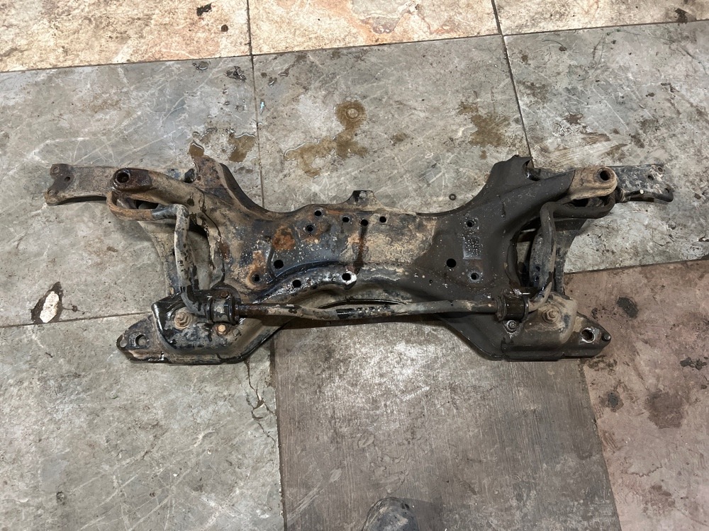 Подрамник Lifan Solano 2011 620