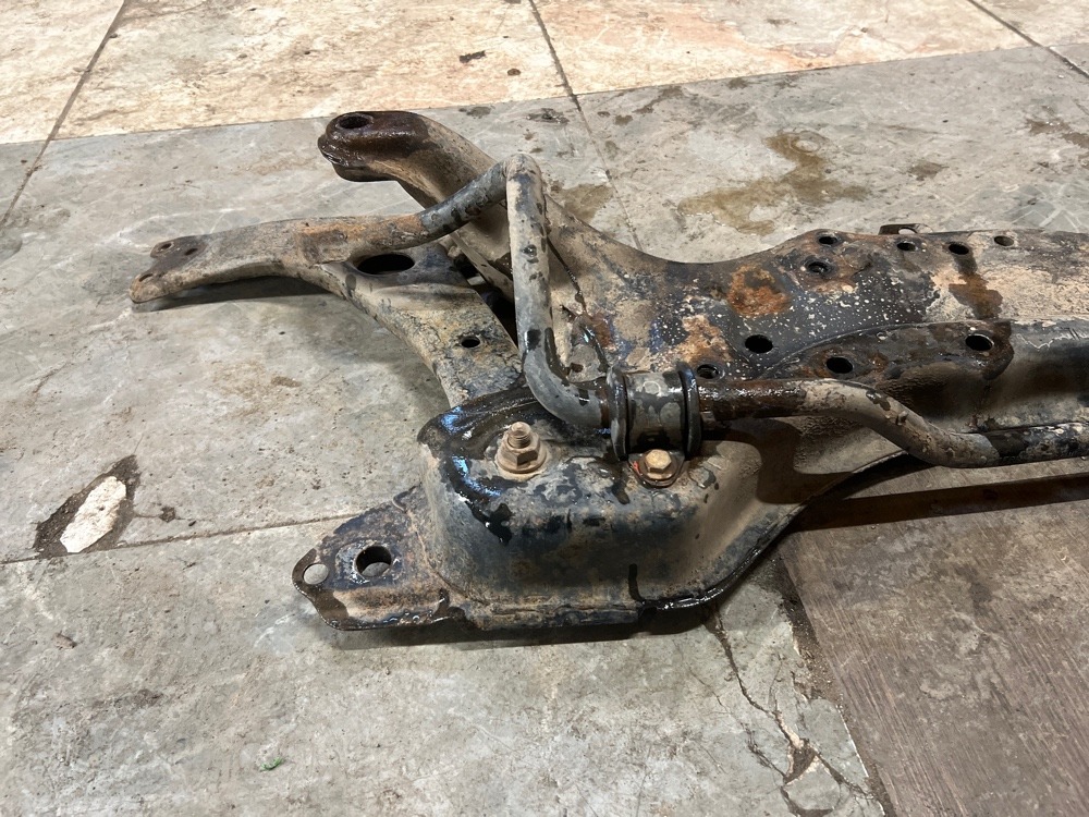 Подрамник Lifan Solano 2011 620