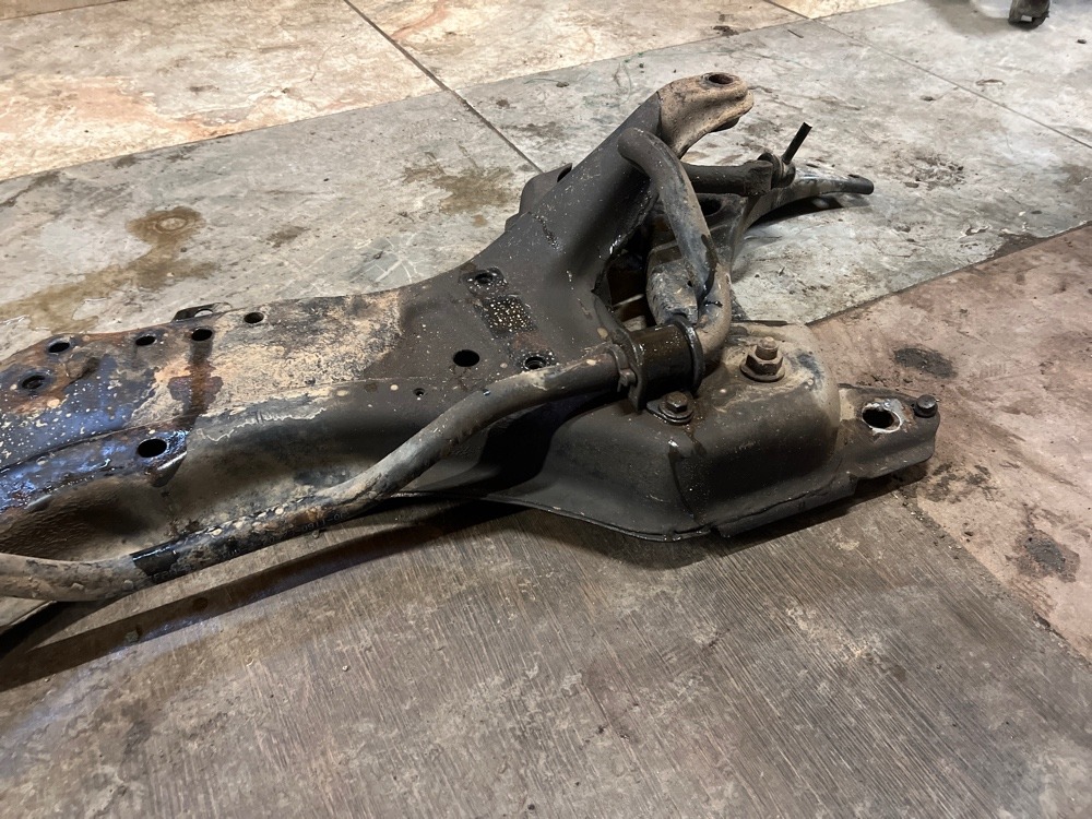 Подрамник Lifan Solano 2011 620