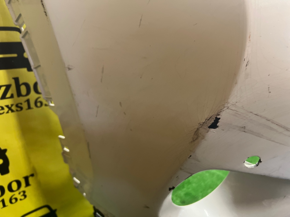 Бампер Toyota RAV4 2013 40