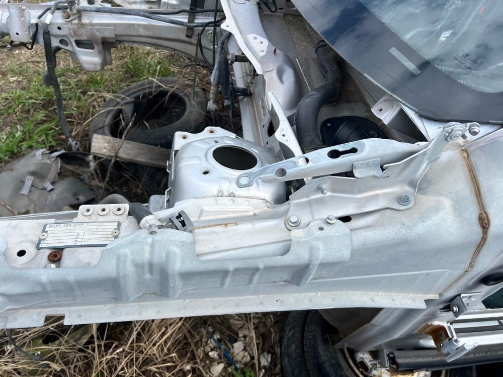 Четверть кузова Volvo XC90 2006 90