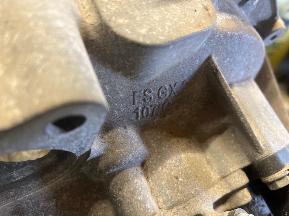 Коробка передач (МКПП) Volkswagen Golf 5 2005