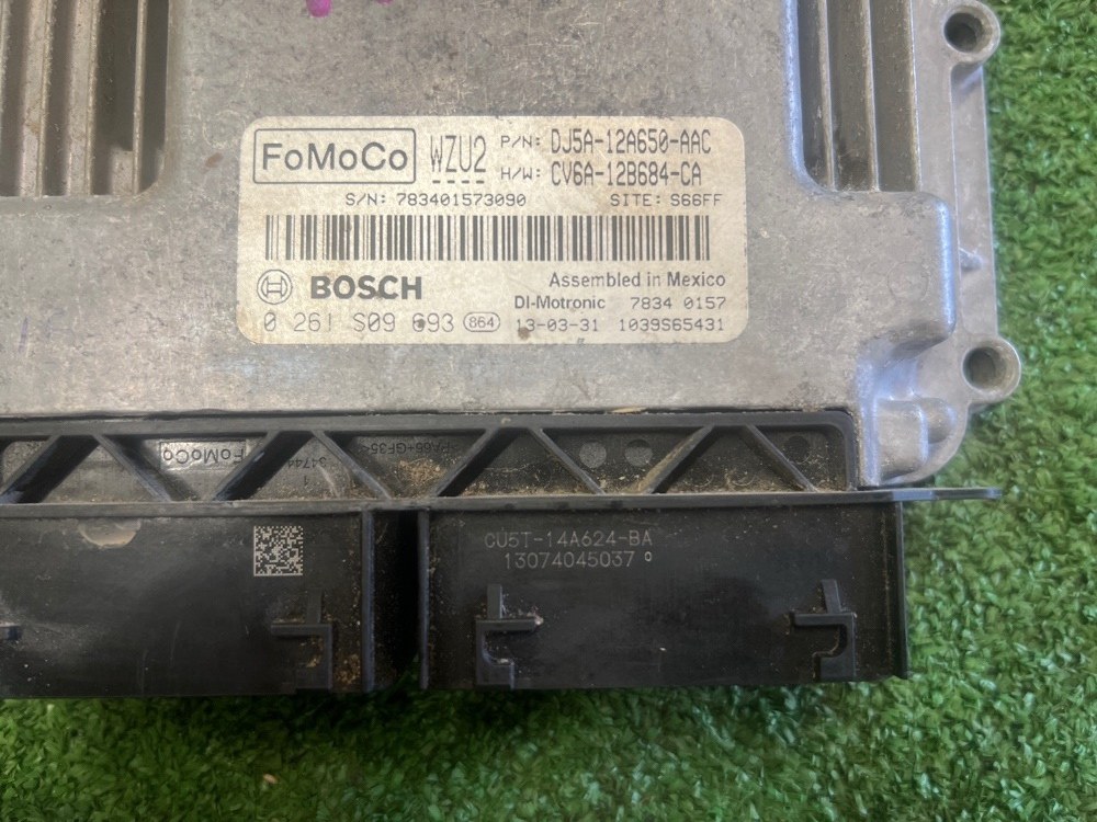 Блок управления двигателем (ЭБУ) Ford KUGA 2013 2