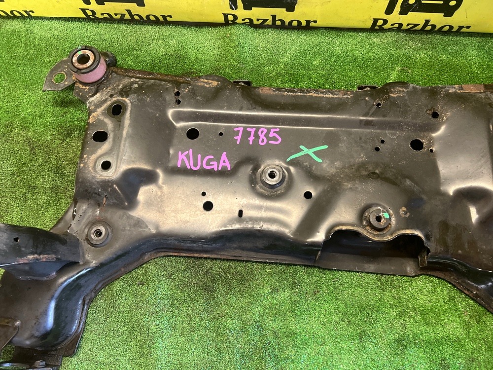 Подрамник передний Ford KUGA 2013 2