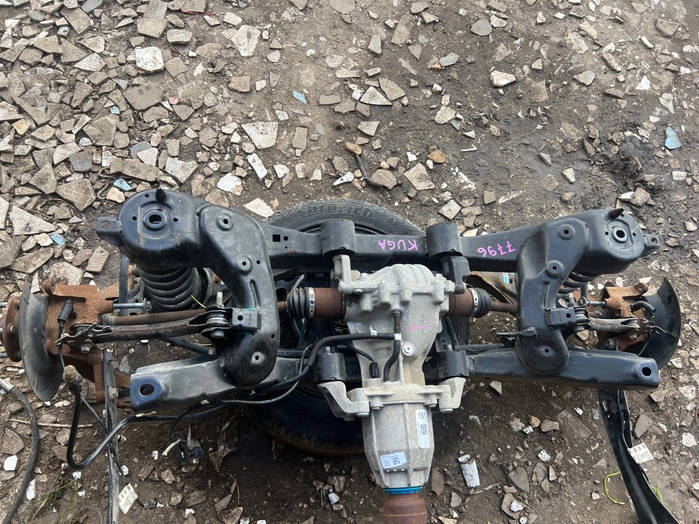Задняя подвеска Ford KUGA 2013 2