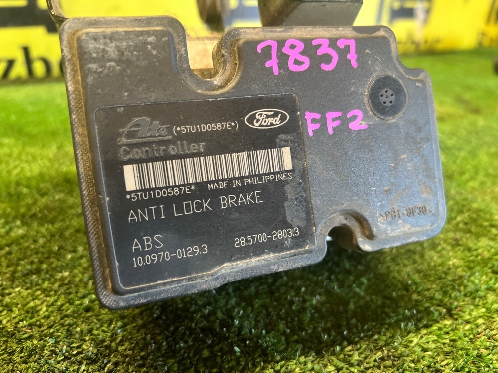 Блок ABS Ford Focus 2 2011 2
