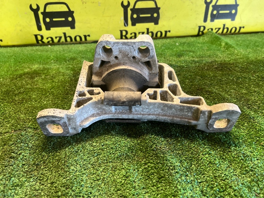 Опора двигателя Ford Focus 2 2006 2
