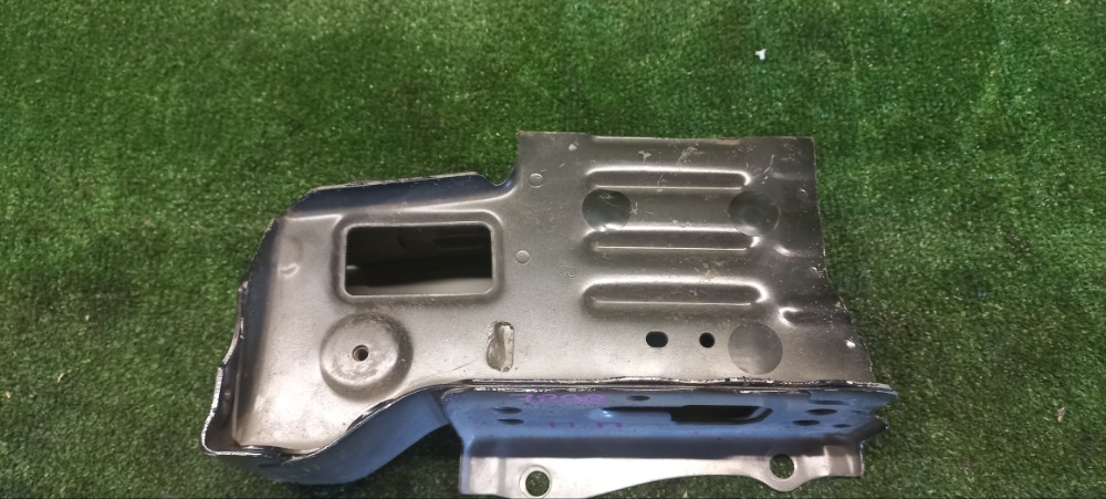 Лонжерон Toyota RAV4 2013 40