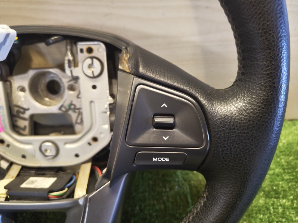 Руль Kia Rio 2014 3