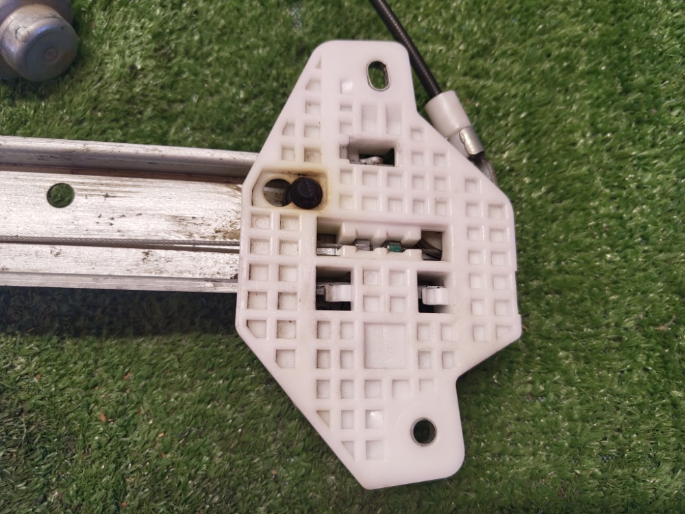 Стеклоподъемник Kia Rio 2014 3