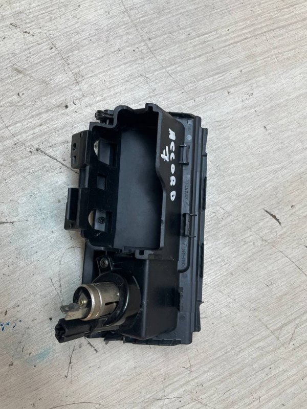 Пепельница Honda Accord 7 2005 CM2