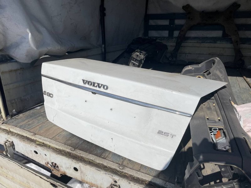 Крышка багажника Volvo S60 2006 HV32