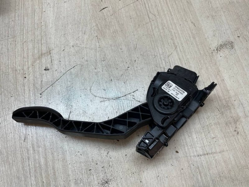 Педаль газа Volvo XC60 2008 FH40