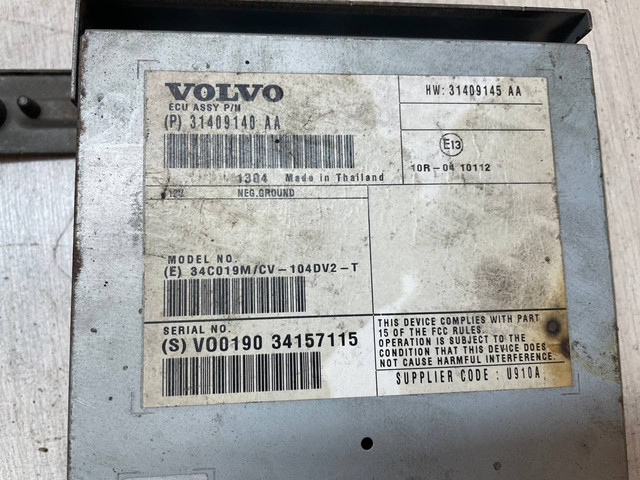Усилитель акустической системы Volvo XC70 2004 BZ52