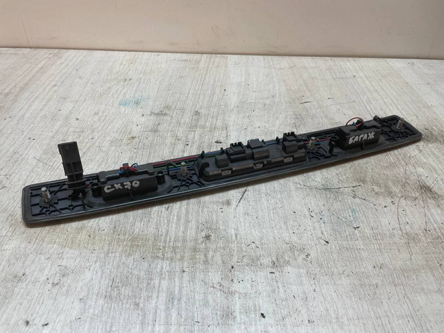 Кнопка открывания багажника Volvo XC70 2004 BZ52