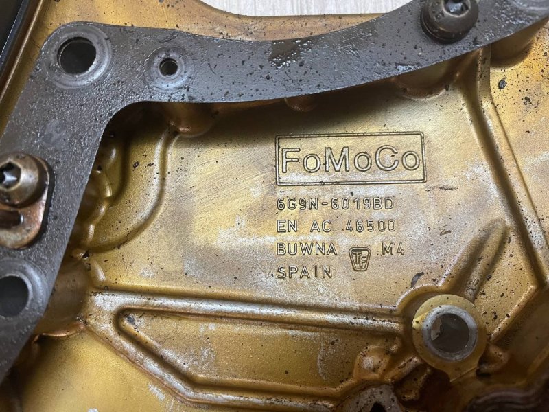 Кожух ремня ГРМ Volvo XC70 2004 BZ52